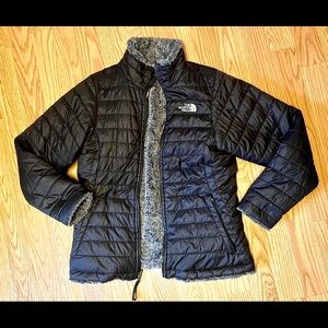 GIRLS REVERSIBLE NORTH FACE JACKET